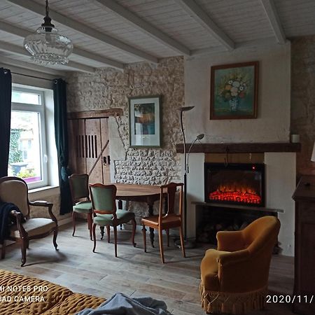 Bed and Breakfast Chez Marek Et Urszula Le Langon Esterno foto